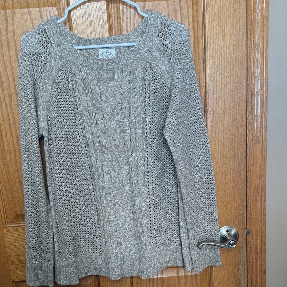 St. John's Bay Taupe Knit Sweater